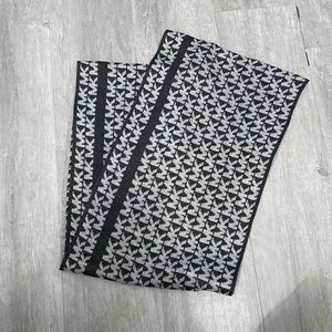 Michael Kors scarf